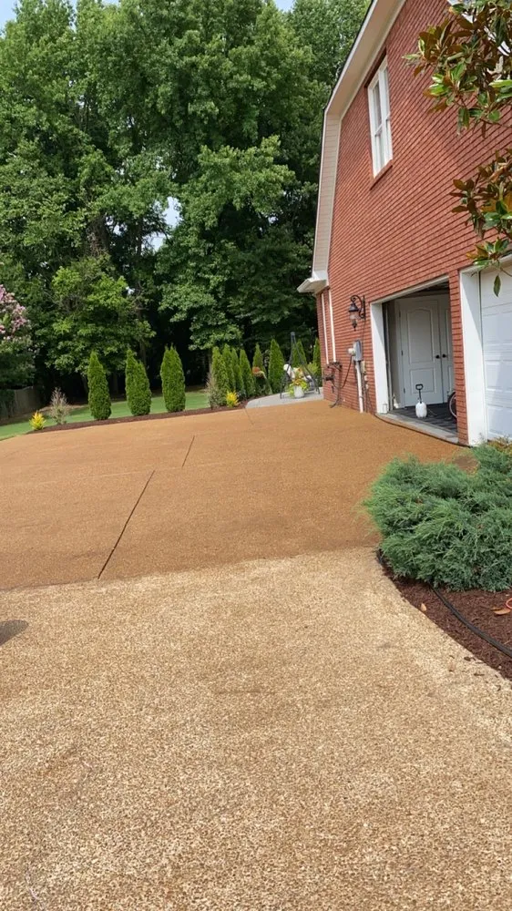 Expert yard maintenance experts serving Jackson, TN - UrbanUpgrades