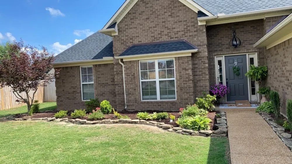 Custom landscaping services experts serving Jackson, TN - UrbanUpgrades