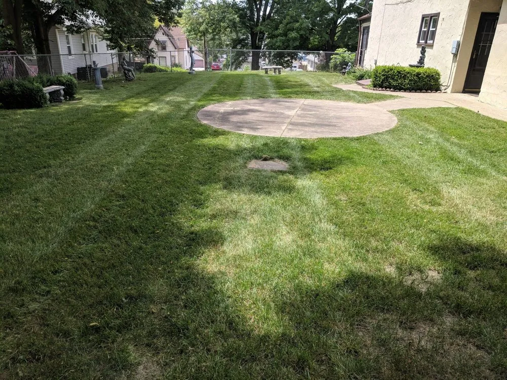 Top-rated lawn mowing service for beautiful yards across Davenport, IA - Urbina Lawn Care
