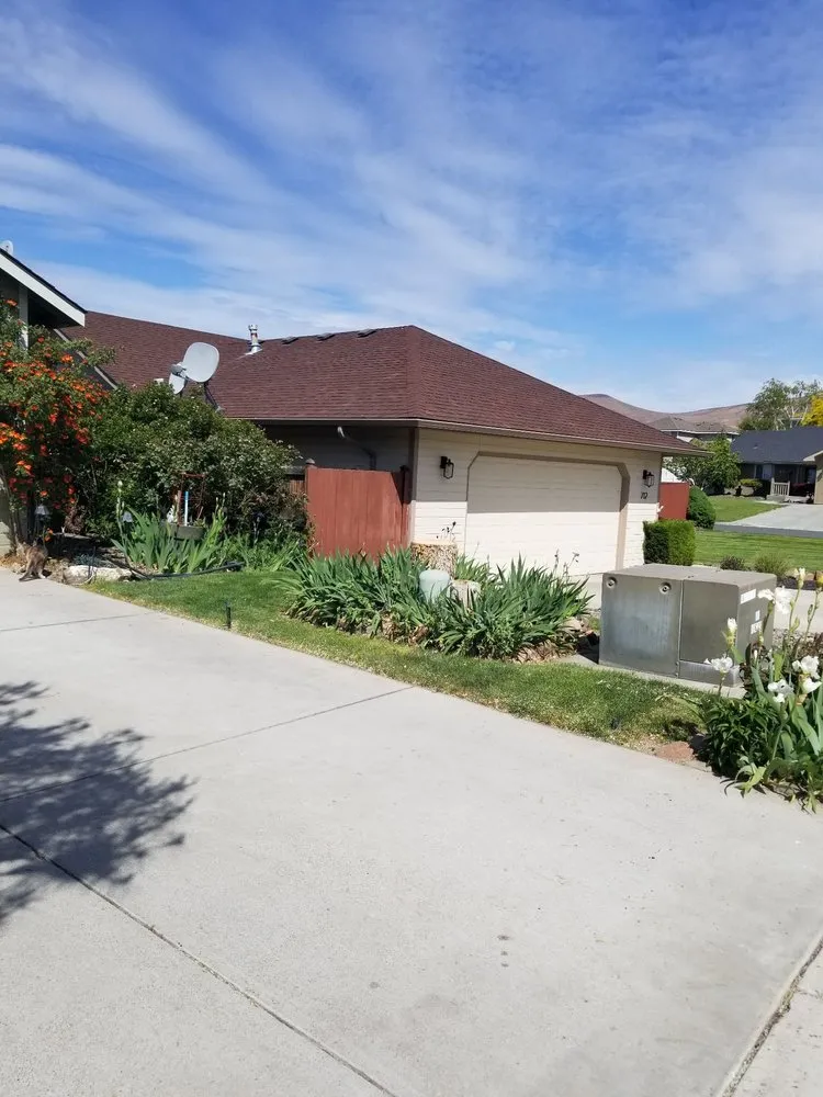 Custom garden landscaping for year-round maintenance across Union Gap, WA - Uribe's Tree Service