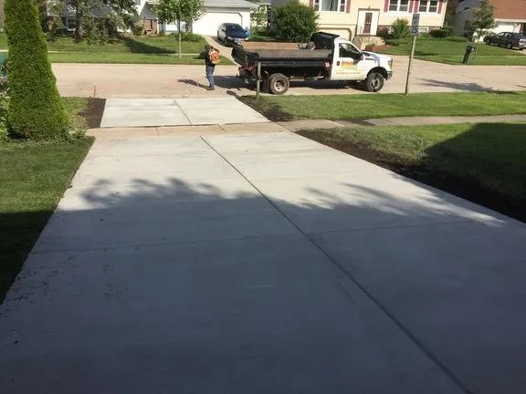 Top-rated garden landscaping in Waukegan, IL by Uriels Landscaping & Concrete