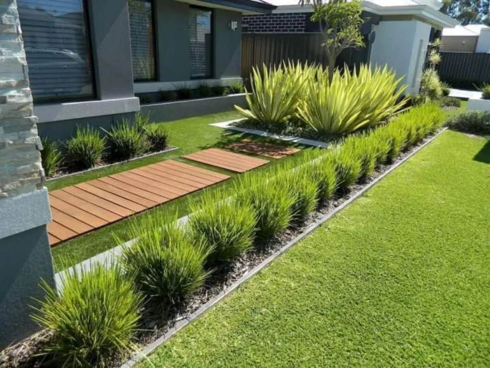 Expert yard maintenance for year-round maintenance across Redwood City, CA - Urizar Landscaping