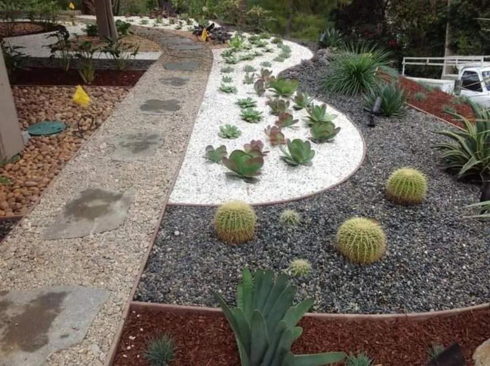 Expert residential landscaping in Redwood City, CA by Urizar Landscaping