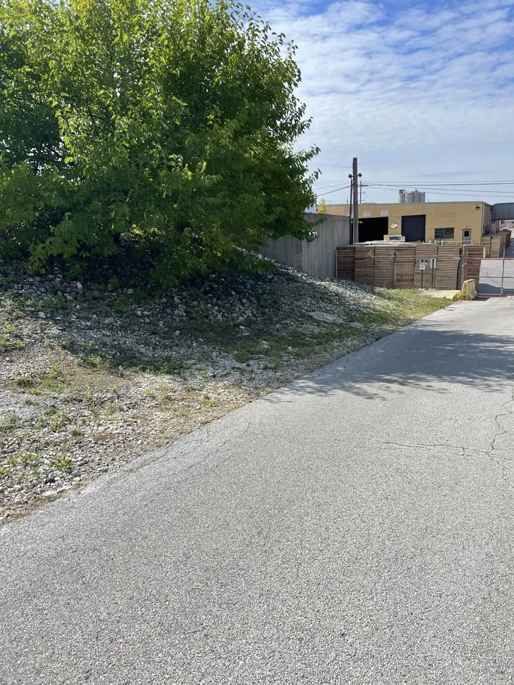 Custom lawn mowing service experts serving Chicago, IL - US Gardens