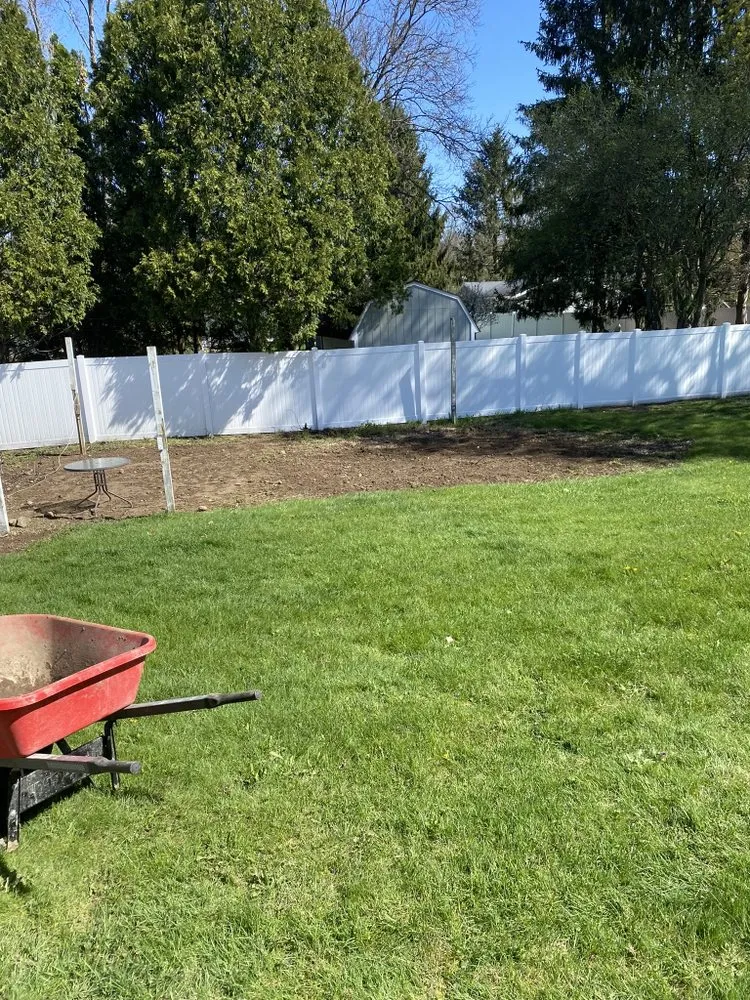 Custom landscape design experts serving Leslie, MI - US Groundsmen