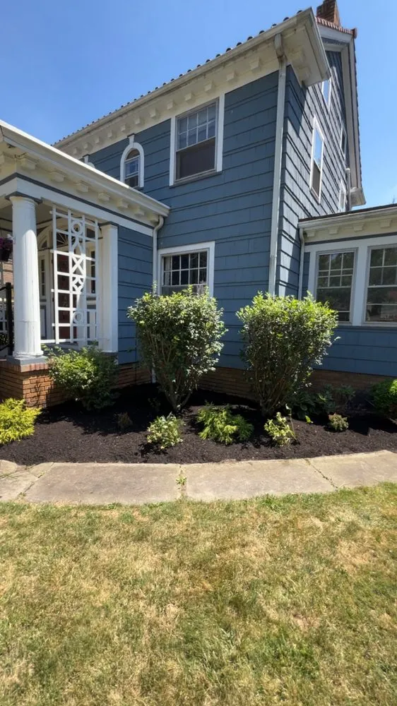 Expert yard maintenance experts serving Westlake, OH - US Hustles