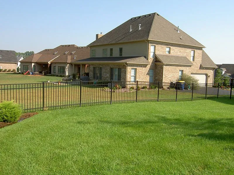 Custom yard cleanup service in Bowling Green, KY by US Lawn & Landscape