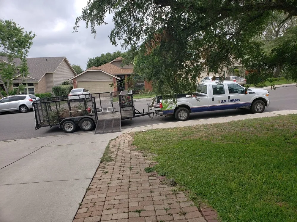 Expert yard cleanup service in San Antonio, TX by U.S. Lawns - San Antonio West