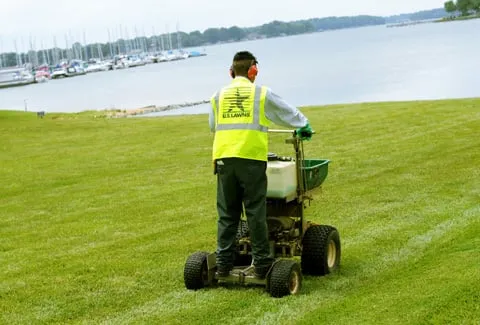 Top-rated landscape design in Chardon, OH by US Lawns