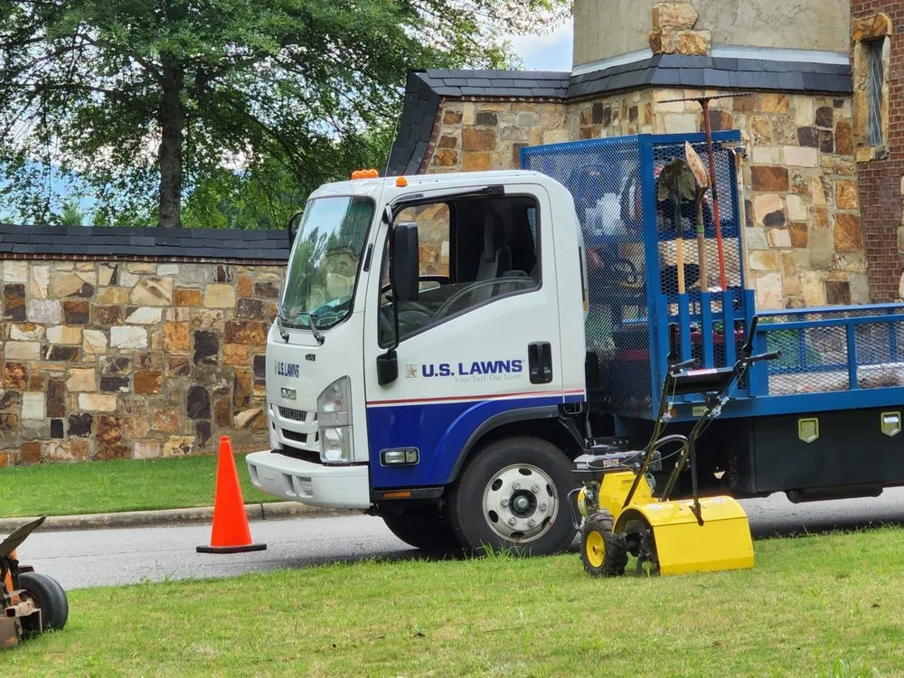 Trusted yard maintenance experts serving Pelham, AL - Us Lawns