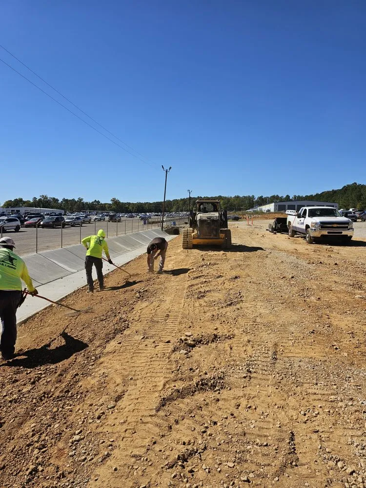 Custom landscape design experts serving Pelham, AL - Us Lawns