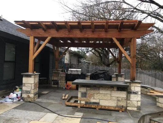 US Premier Lawn Care Logo