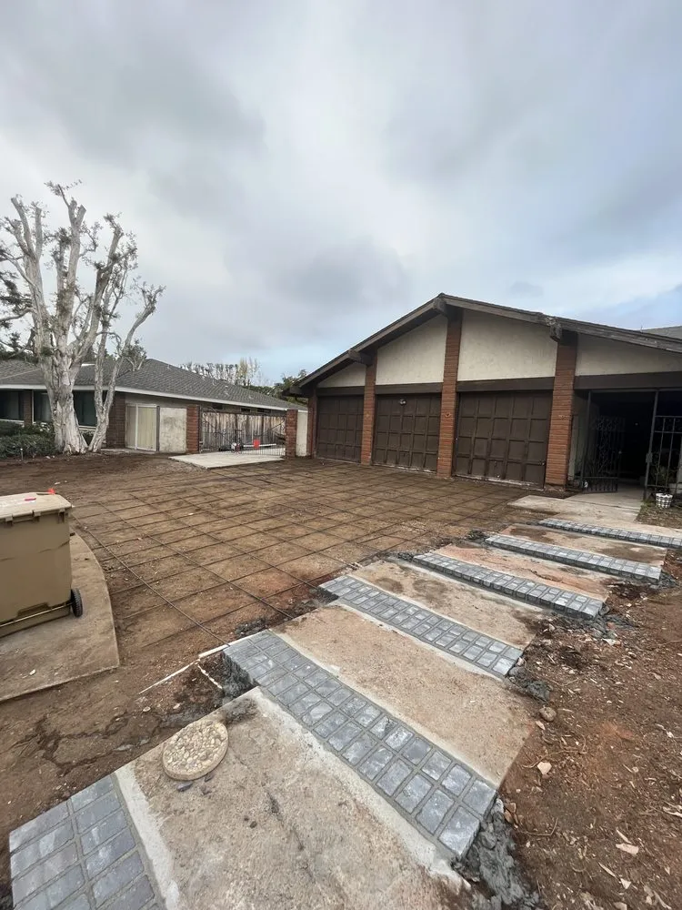 Local yard cleanup service in Pomona, CA by US Tree Service