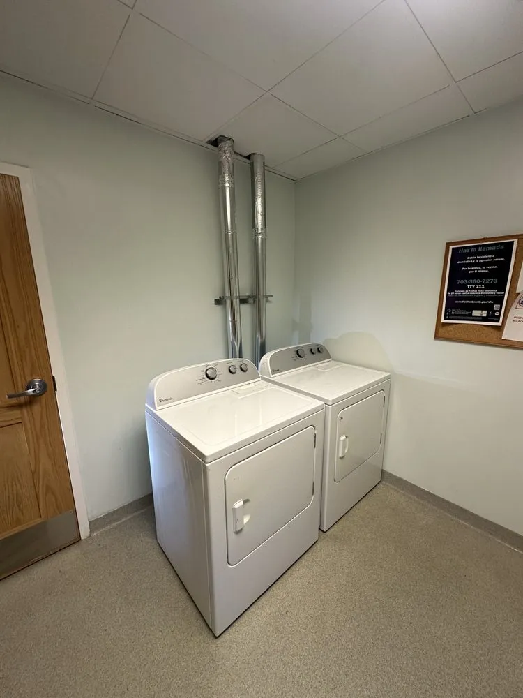 Local lawn care service experts serving Gainesville, VA - USA General Contractors