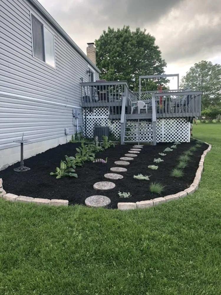 Affordable yard cleanup service experts serving Medina, OH - USA Landscaping Bros