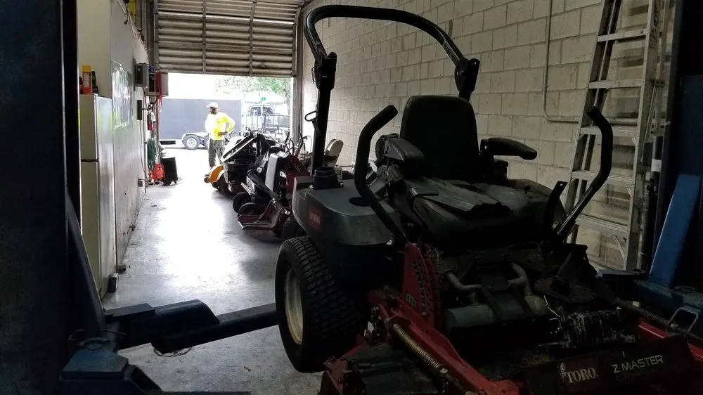 Top-rated residential landscaping in Sunrise, FL by USM Distributors