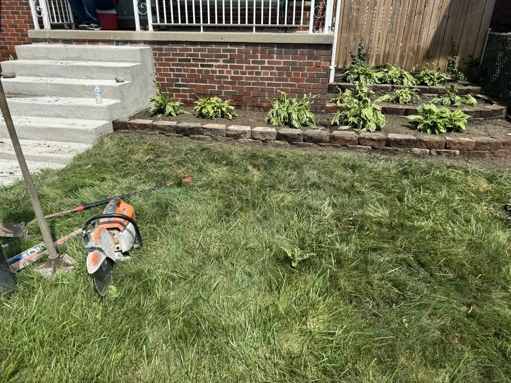 Local yard cleanup service for residential properties across Detroit, MI - Ussery Landscaping