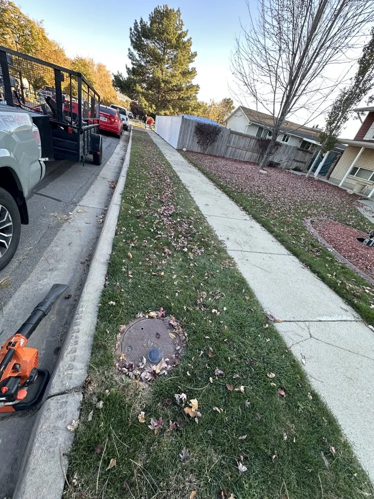 Top-rated landscaping services experts serving Cottonwood Heights, UT - Utah American Lawn Service