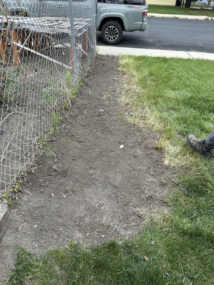 Reliable lawn mowing service experts serving Cottonwood Heights, UT - Utah American Lawn Service