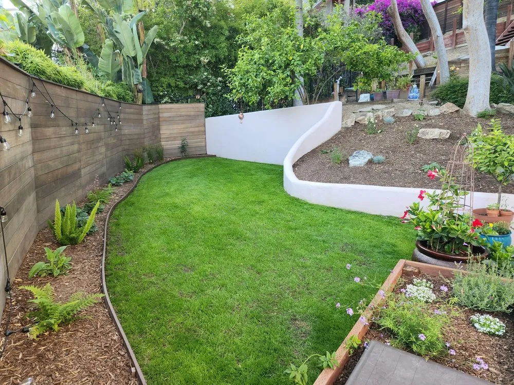 Trusted landscape design for homes in sun valley, CA by Utrilla's Landscape And Irrigation