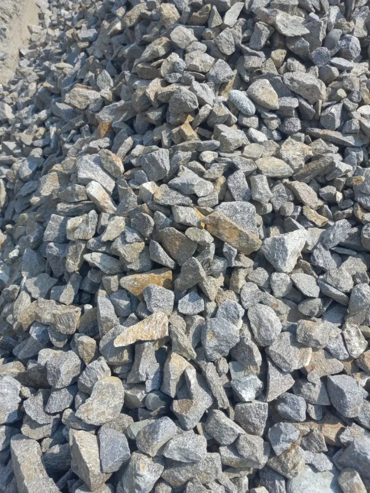 Local landscaping services for year-round maintenance in East Wenatchee, WA by UvalleScapes