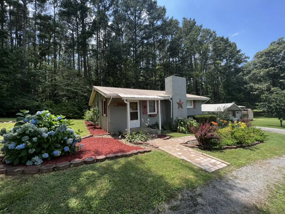 Custom residential landscaping in Albemarle, NC by Uwharrie Outdoor Services