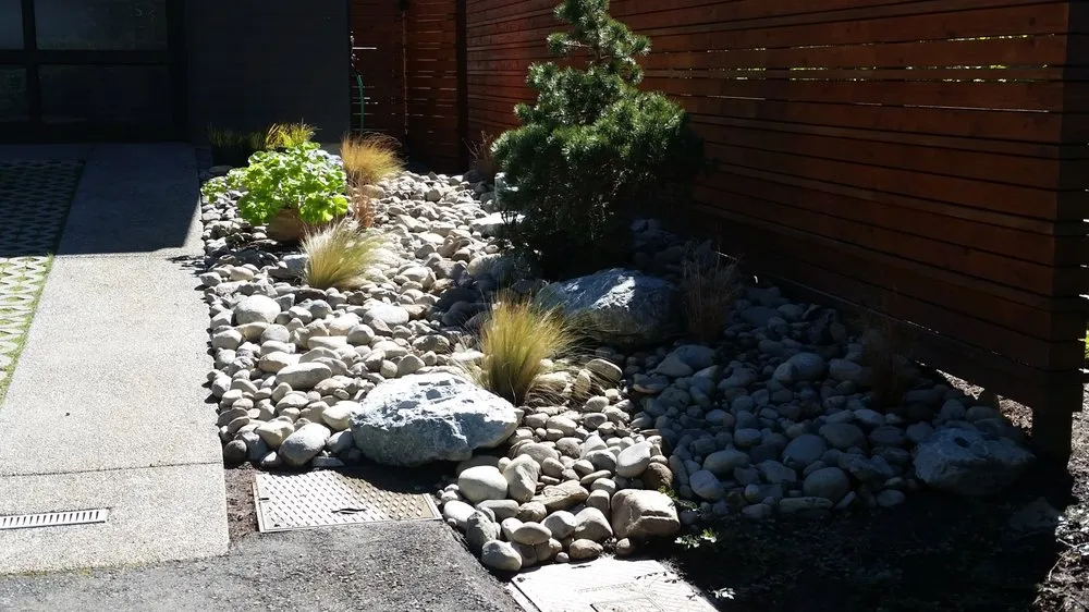 Professional lawn care service with custom design across Renton, WA - Uyeta Landscape & Maintenance