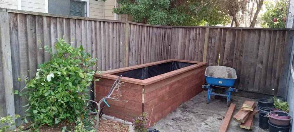 Custom lawn care service in Menlo Park, CA by V & A Landscaping Services