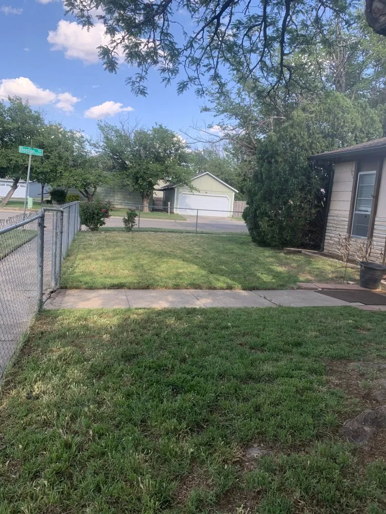 Top-rated yard maintenance experts serving Lubbock, TX - V & I Lawn Care