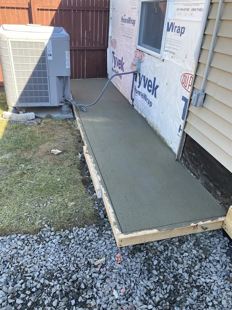 Reliable garden landscaping in Eddington, PA - V & R Construction, Landscaping & Cleaning Services