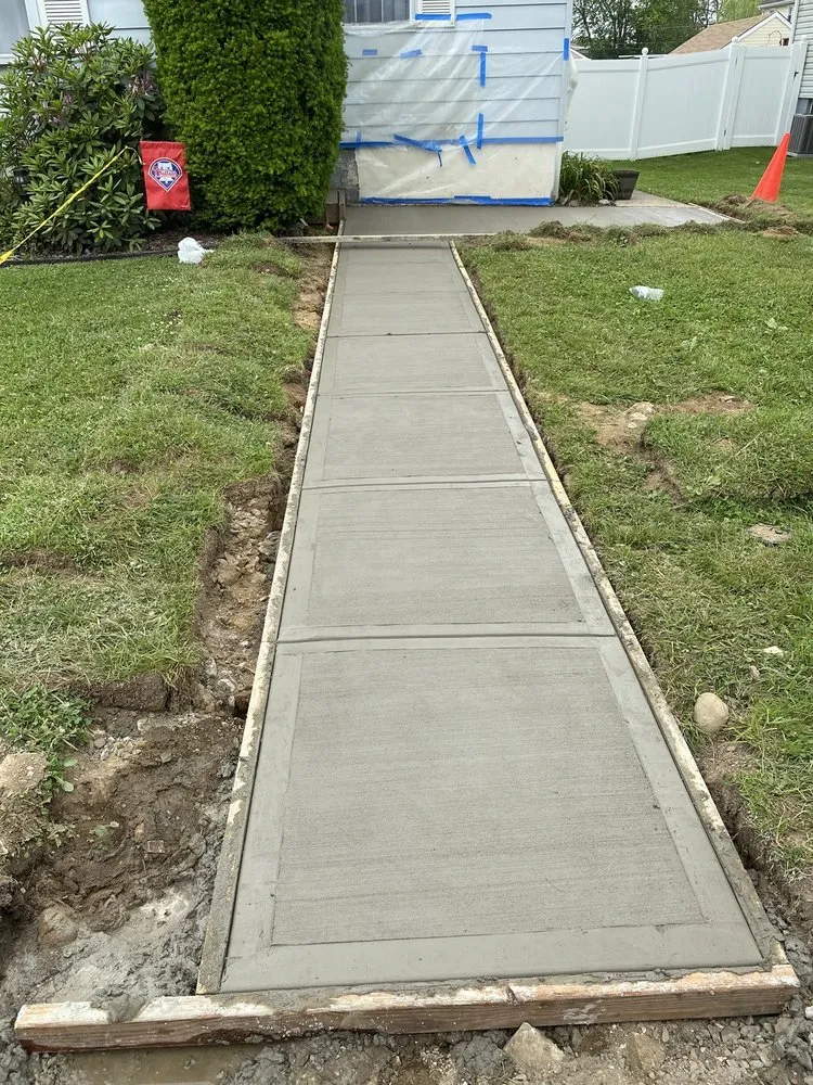 Reliable landscape design for homes in Eddington, PA by V & R Construction, Landscaping & Cleaning Services