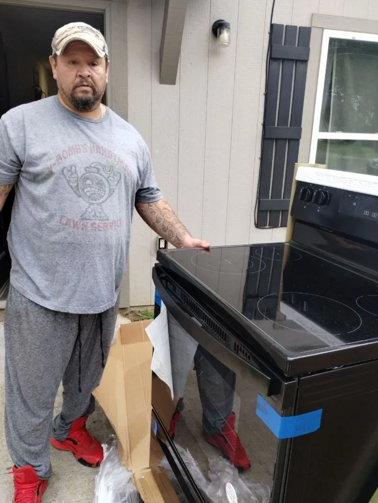 Local residential landscaping in Henderson, TX by V-Bomb's Handyman & Lawn Services