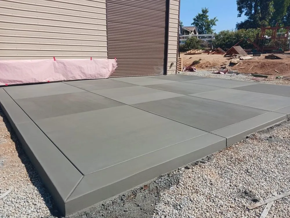 Top-rated yard maintenance in Placentia, CA by V landscape