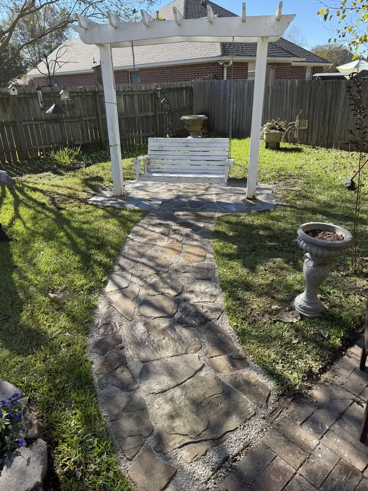 Expert landscape design for year-round maintenance in Flowood, MS by V Line Commercial Cuts