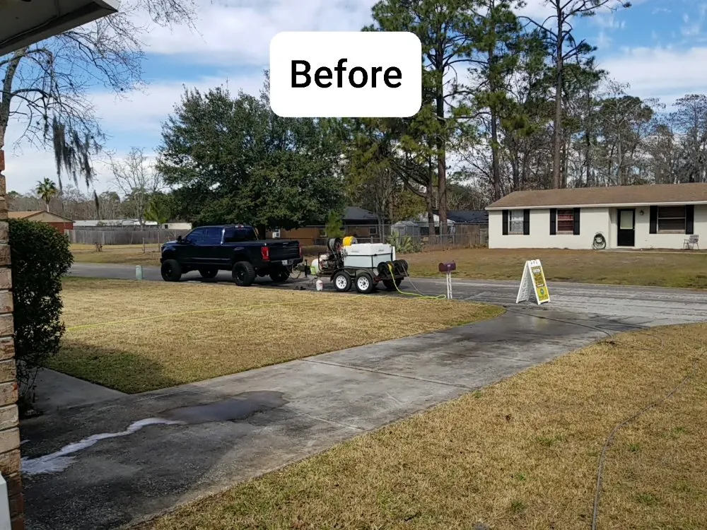 Top-rated lawn mowing service for homes in Middleburg, FL by V Man Services