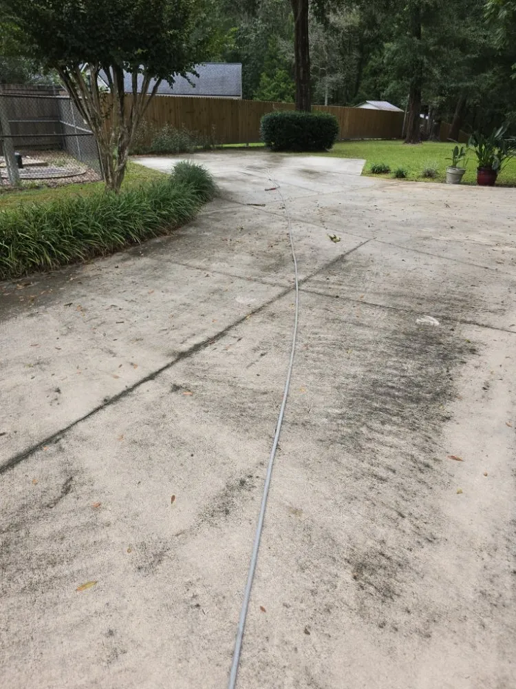 Local outdoor landscaping near you in Middleburg, FL by V Man Services