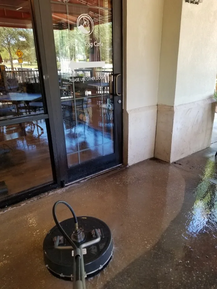 Affordable yard maintenance for residential properties in Middleburg, FL by V Man Services