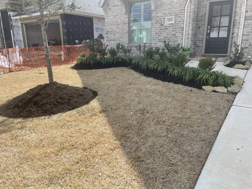 Custom residential landscaping in Mont Belvieu, TX - VA Landscaping
