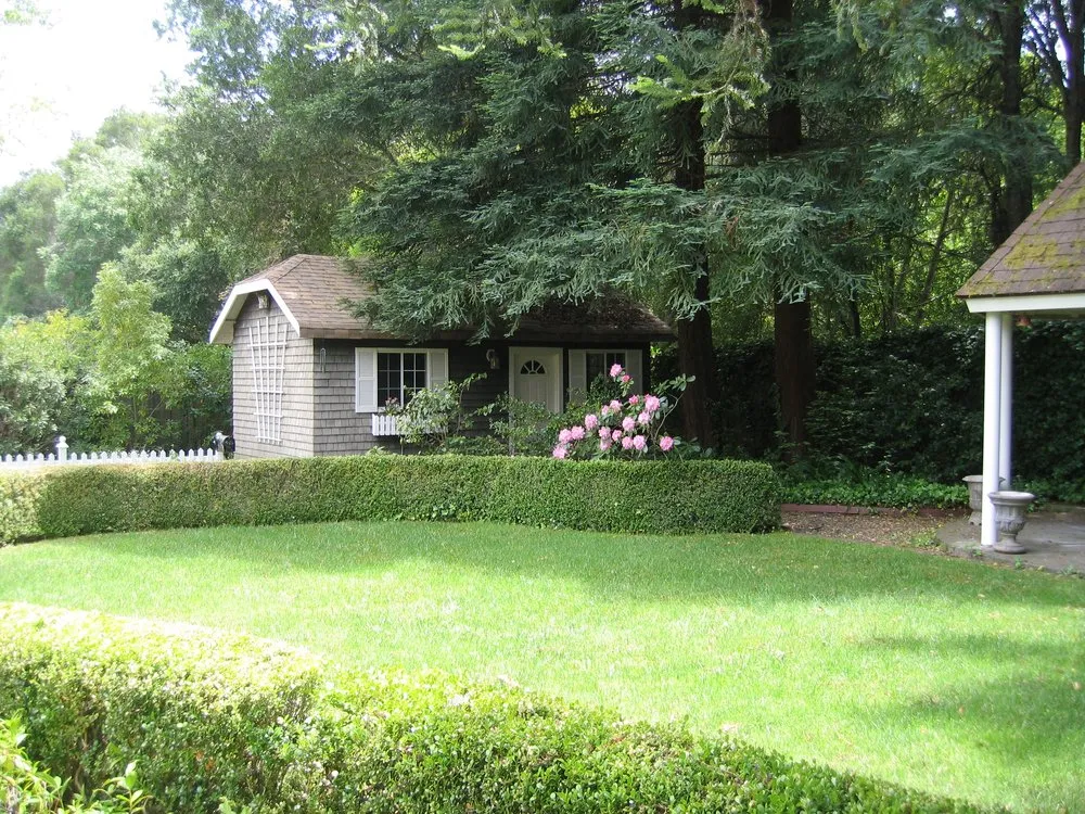 Affordable yard maintenance near you in Moreno Valley, CA by Vaca Landscaping