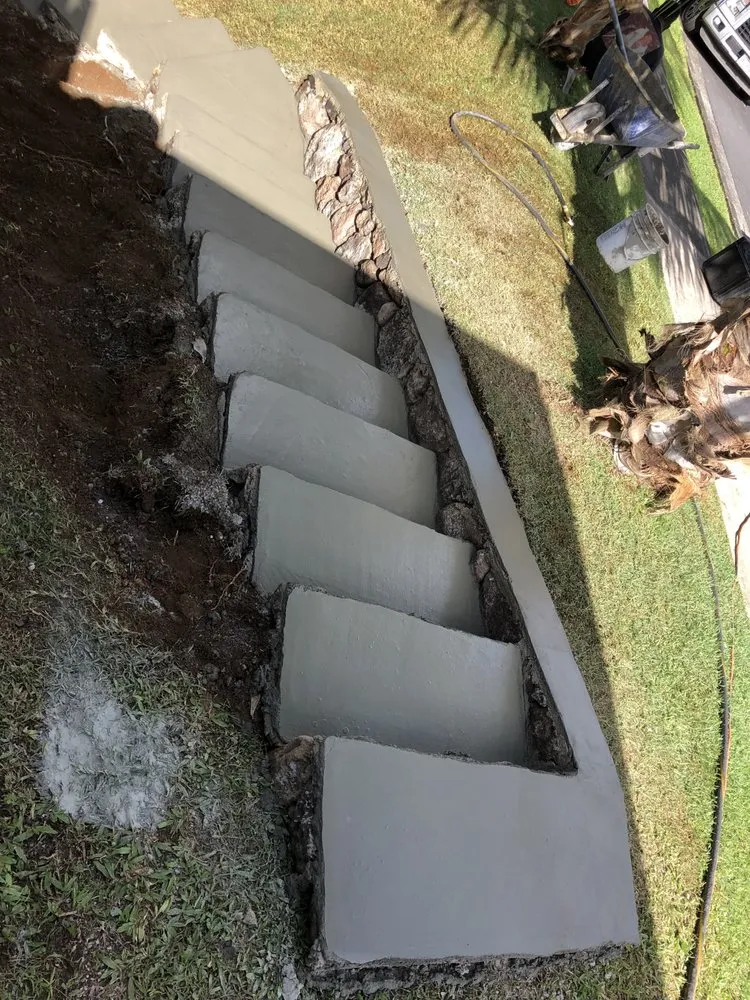 Trusted lawn mowing service in Wahiawa, HI - Vaifo'ou Construction