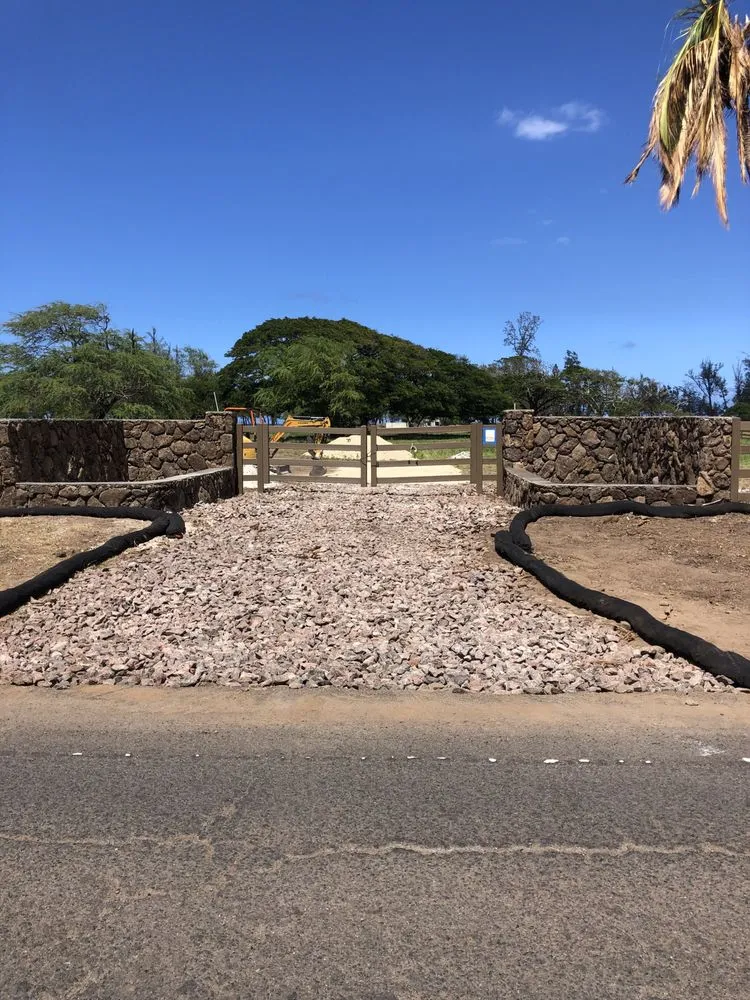 Custom lawn mowing service in Wahiawa, HI - Vaifo'ou Construction