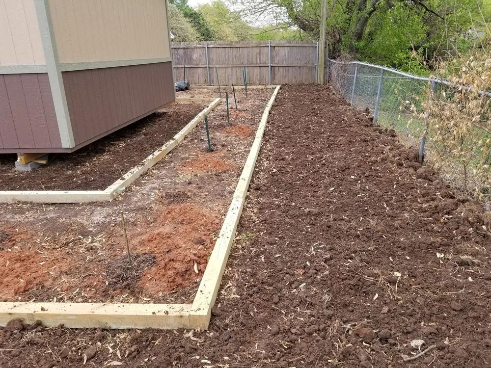 Trusted yard cleanup service experts serving Oklahoma city, OK - Vail Landscaping and Tree Services