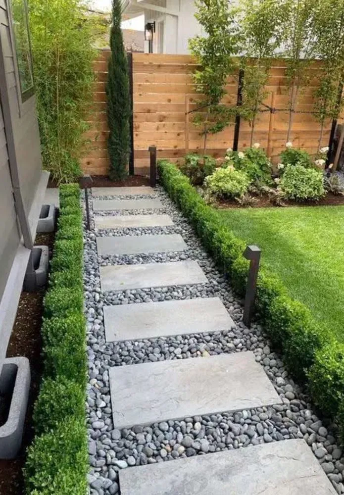 Expert yard maintenance experts serving St. Louis, MO - Vail Lawncare and Landscaping