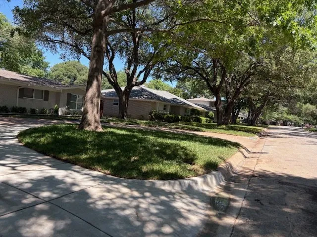 Local lawn care service in Grapevine, TX by Valadez Landscaping