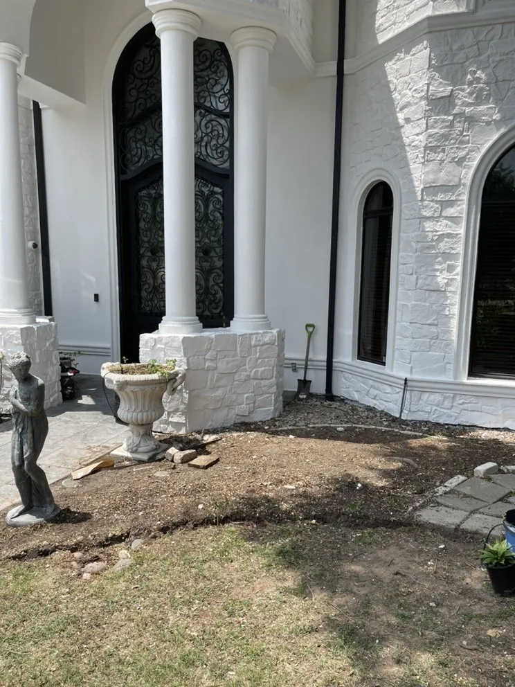 Custom residential landscaping experts serving Grapevine, TX - Valadez Landscaping