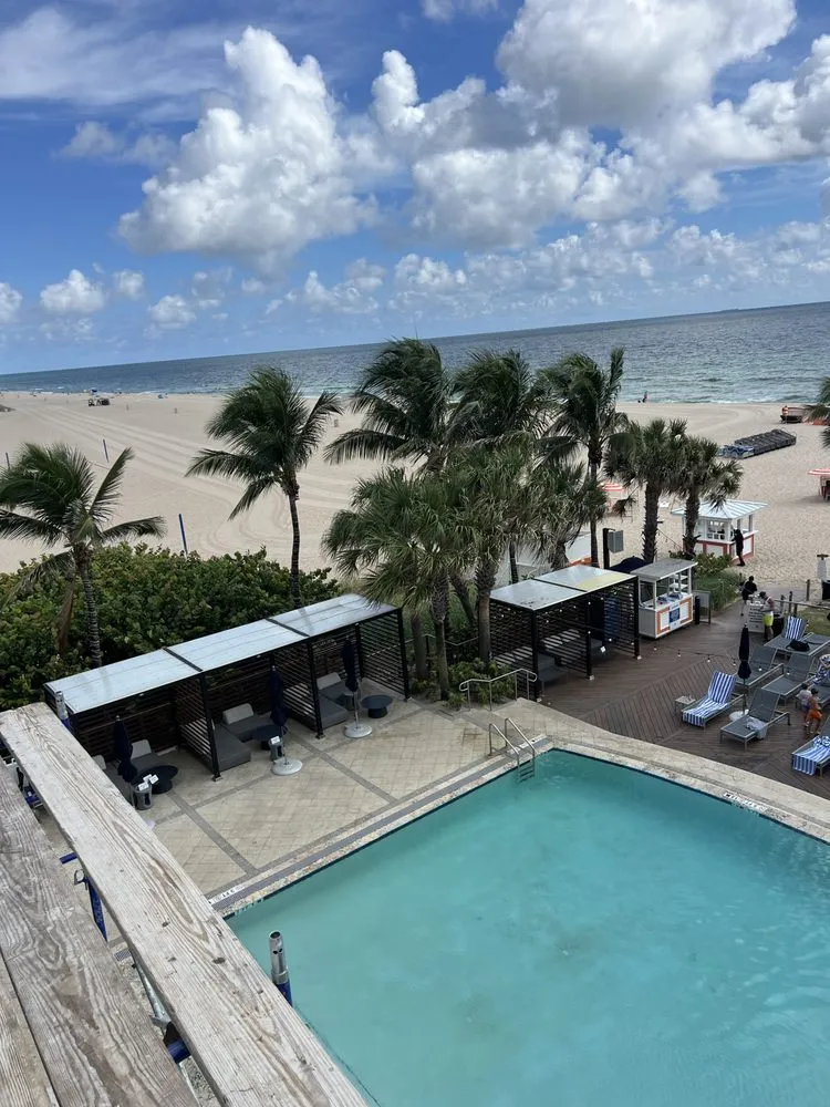 Trusted landscaping services with custom design in Davie, FL by Valantinos Luxury Home Services