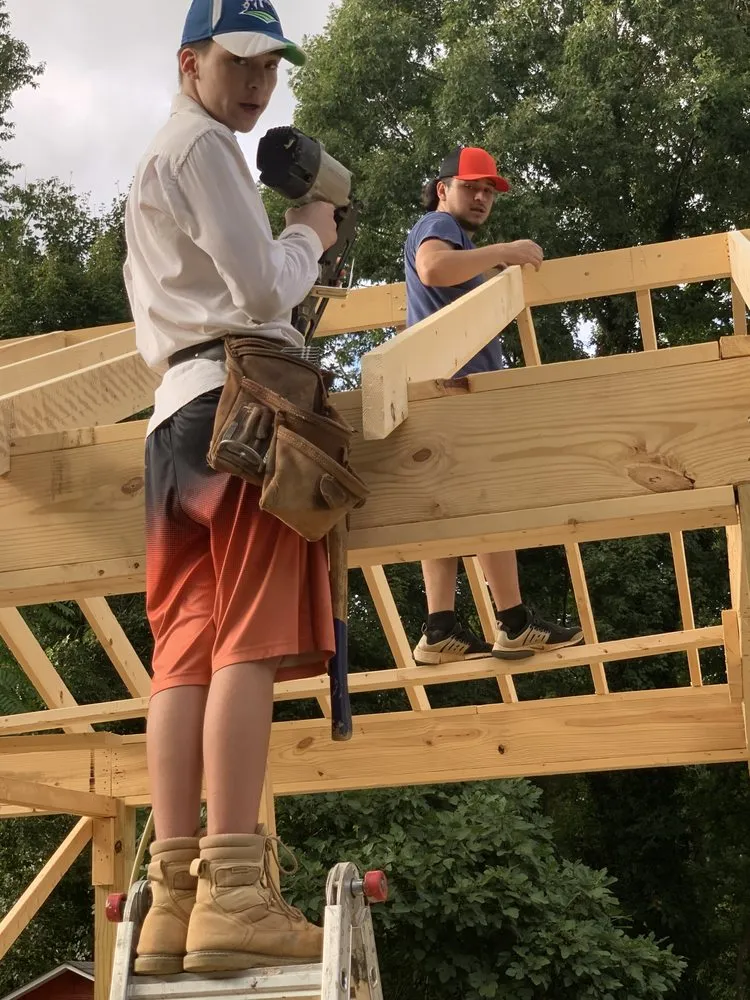 Local lawn mowing service in Greensboro, NC - Valdez All In One