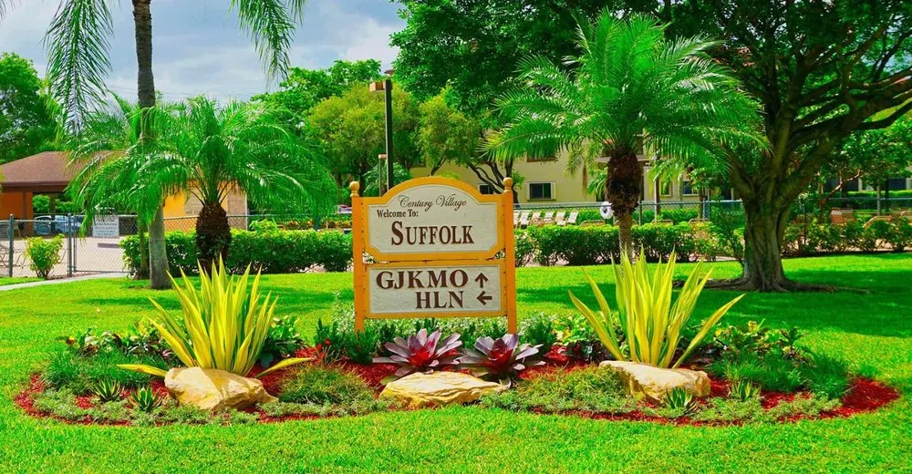 Custom yard cleanup service near you in Port St. Lucie, FL by Valdez Landscaping & Lawn Services