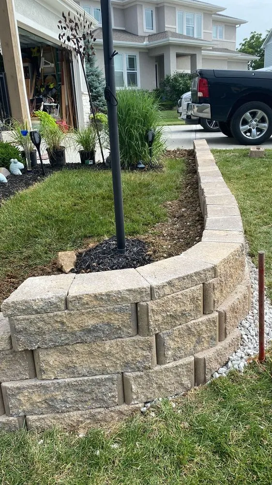 Local garden landscaping in Olathe, KS by Valdez Landscaping