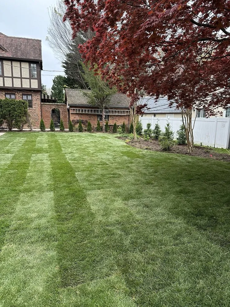 Custom outdoor landscaping in Fresh Meadows, NY by Valdez Lawn Care
